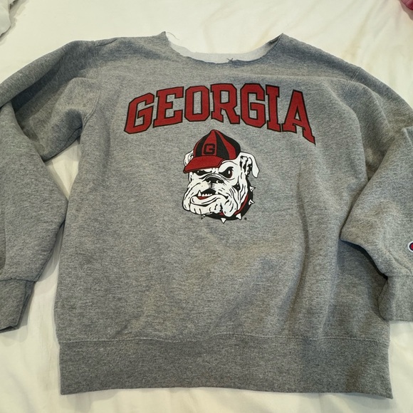 Champion Georiga sweatshirt literally my favorite and cut out neck - Picture 2 of 2